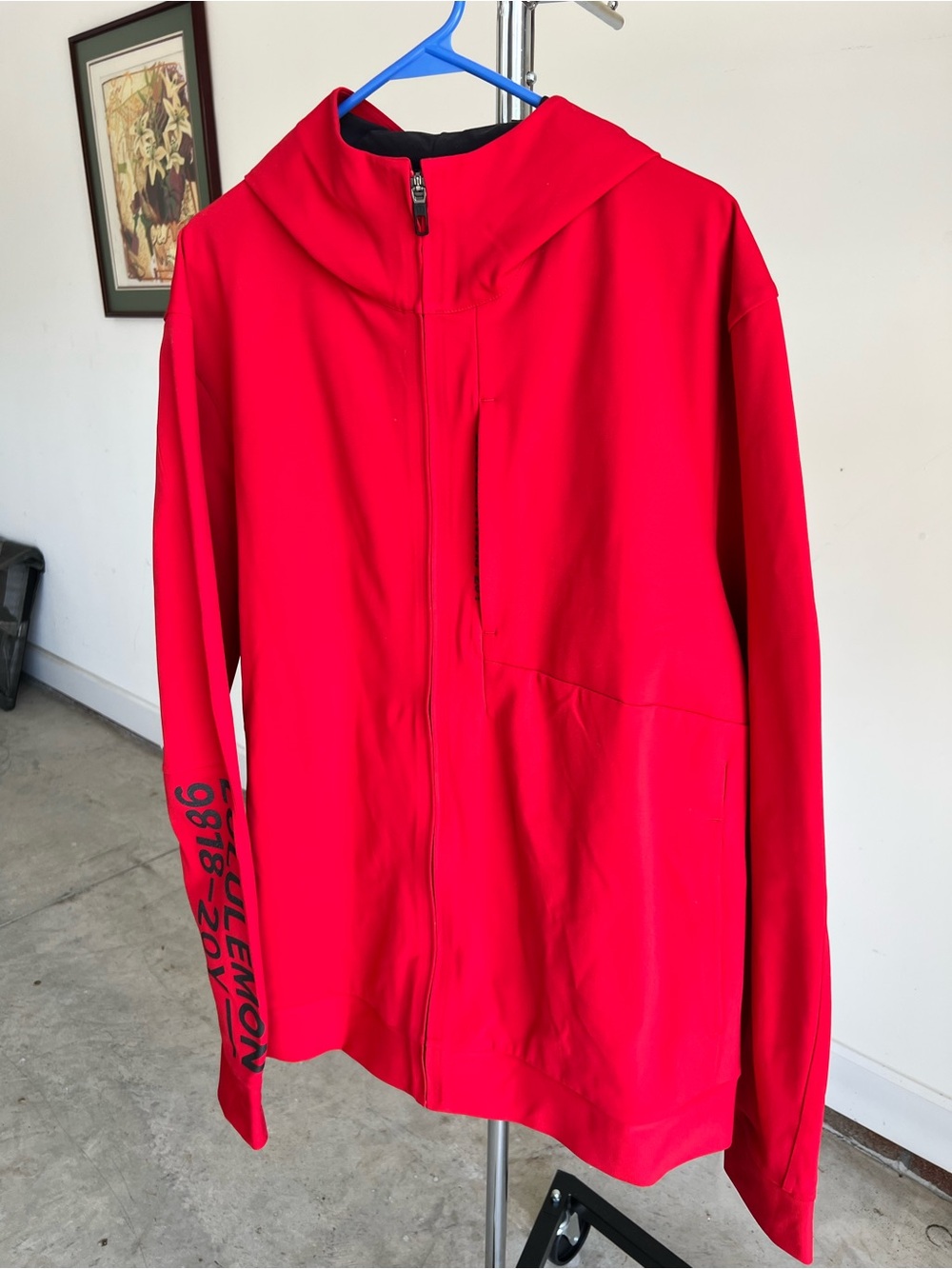 lululemon athletica Men’s Bright Red Full-Zip Hoodie Jacket